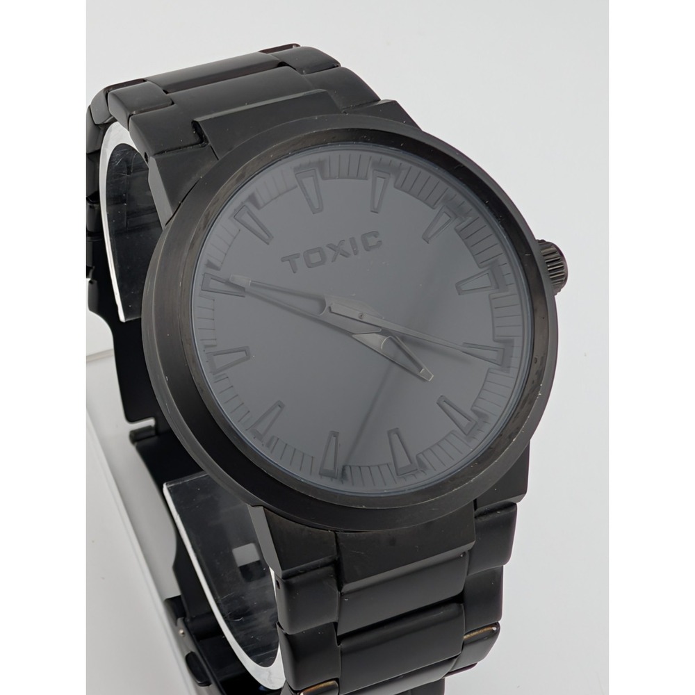 TOXIC "Barrel" Watch Men 40mm‎ Black Case 6" Band 30024-E New Battery